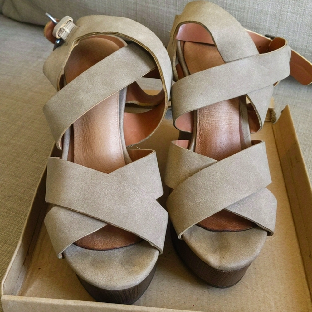 Cute heels